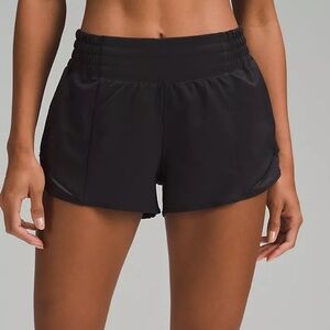 Lululemon Hotty Hot Lined Short